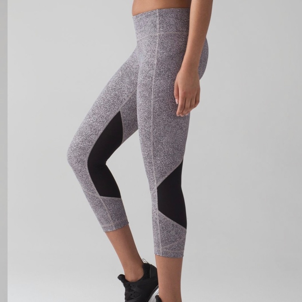 Lululemon Pace Rival Crop (22") Size 4